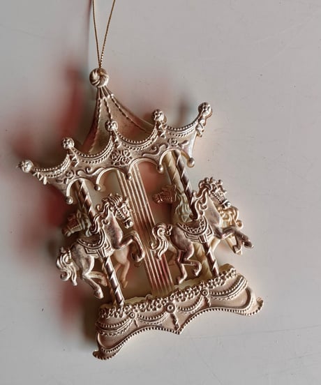 ornament Merry-go-round