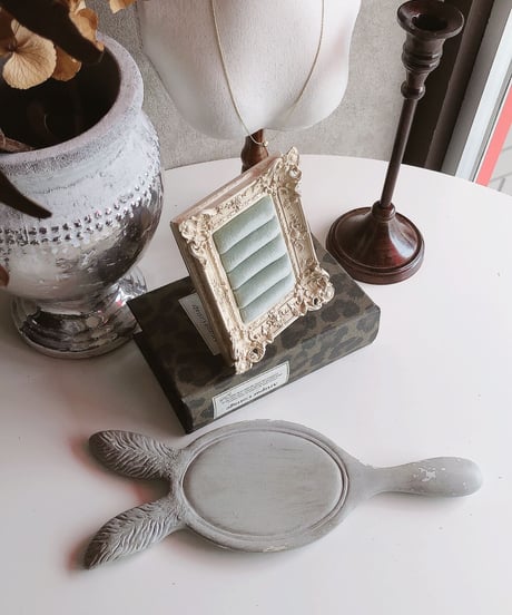 rabbit hand mirror