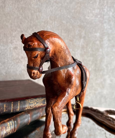 【スペイン蚤の市】 vintage horse figurien 1970年もの