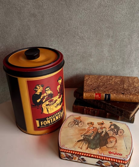 【スペイン蚤の市】 vintage candy can  1950〜70年もの