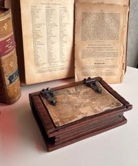 【スペイン蚤の市】vintage wood box 年代不明