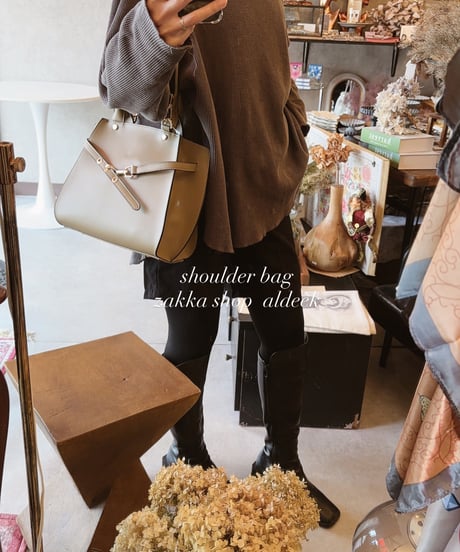 frontbelt shoulder bag
