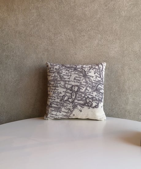 mini cushion