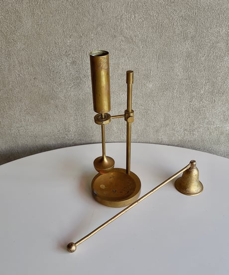 【チェコ蚤の市】 真鍮製 vintage candle stand 🇫🇷
