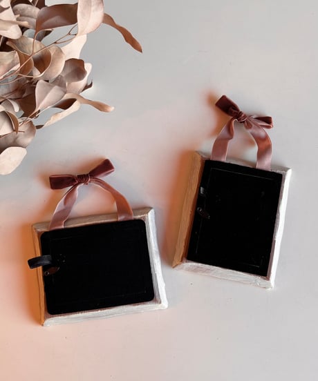VELVETribbon photo frame
