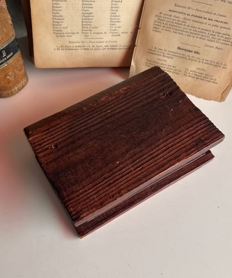 【スペイン蚤の市】vintage wood box 年代不明