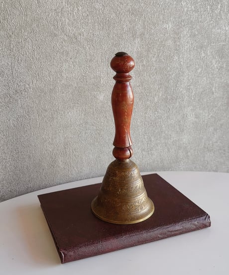 【チェコ蚤の市】 真鍮製 vintage bell 🇪🇸