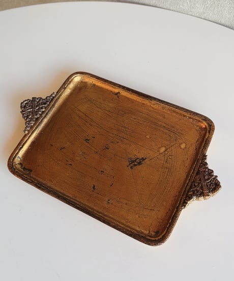 classic tray