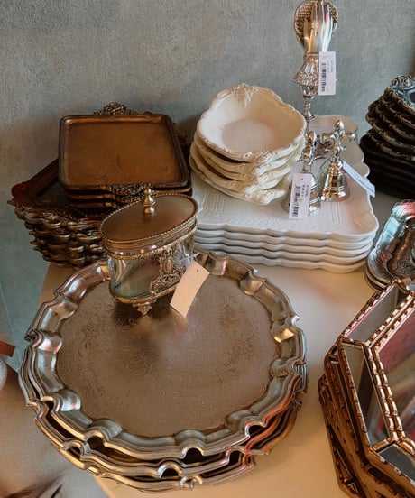 shabbysilver round tray