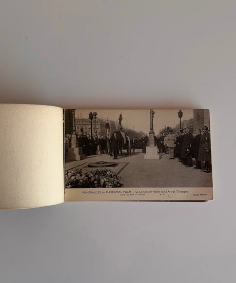【フランス蚤の市】 vintage postcard book