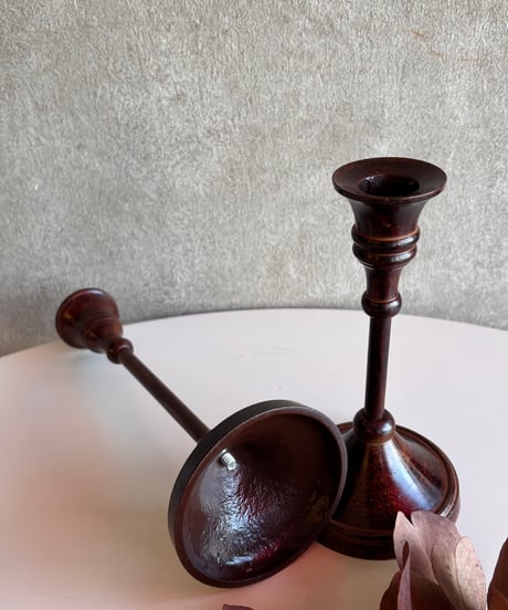 Anne candle stand