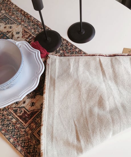 oriental table runner 🇮🇳   pink