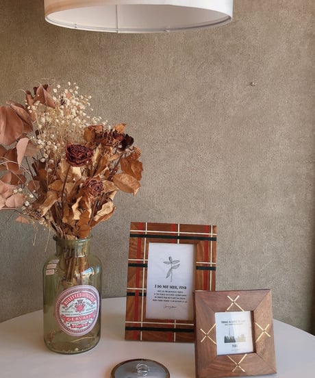 photo frame stand
