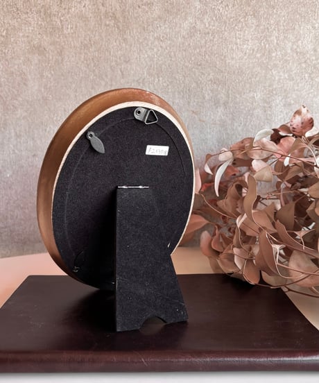 photo frame   oval