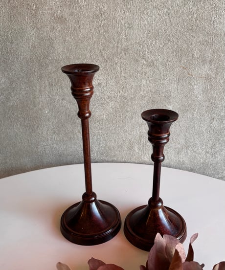 Anne candle stand