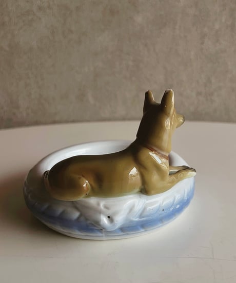 【フランス蚤の市】 dog vintage tray   1950年もの