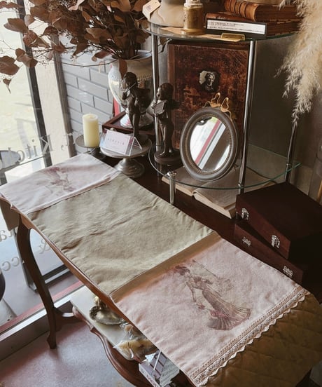 European table lunner   khaki
