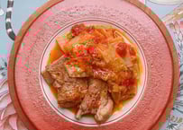 【セコンド】スペアリブと白菜のトマト煮