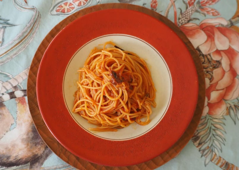 暗殺者のパスタ パエリアに！MAUVIEL　フライパン　数十万 hqdefault.jpg