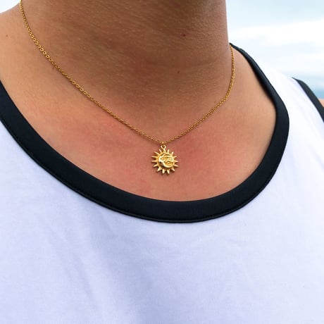 Sun motif
