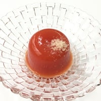 京阿月【季節の銘菓】塩をかけて食べるトマトゼリー