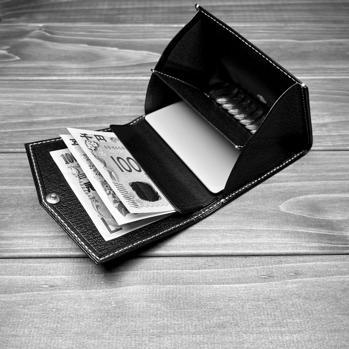 コンパクトウォレットD-CW02/バッカス/ブラウン | Don.Black.O