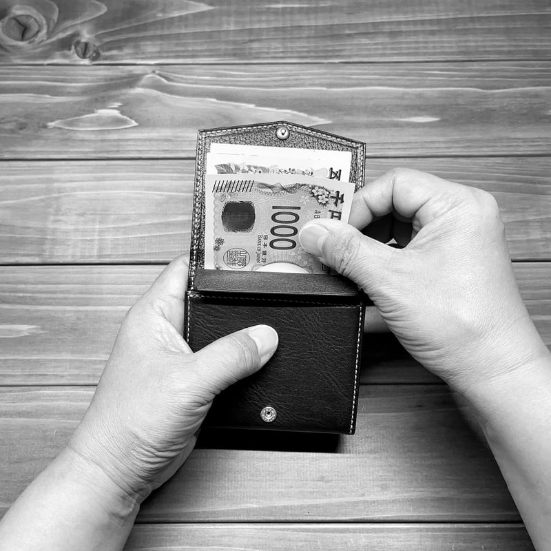 コンパクトウォレットD-CW02/バッカス/レッド | Don.Black.O