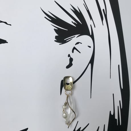 天使の羽ピアス