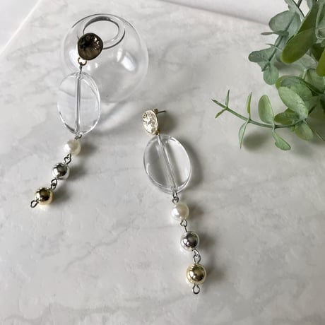クリアカボション&メタルボールピアス