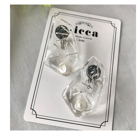 -Ice -クールな透明イヤリング