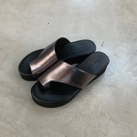 トングサンダル　シルバーM.L