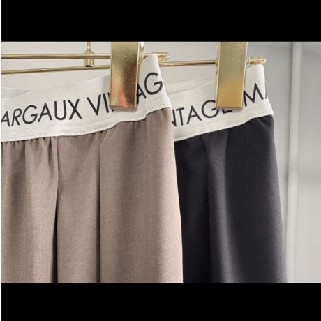 【margaux vintage】ロゴウエストタックパンツ