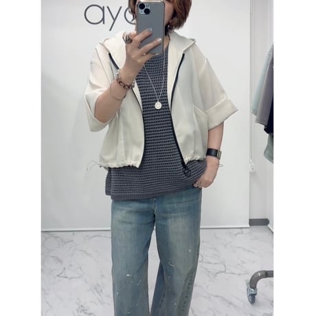 826542 メッシュフーディブルゾン