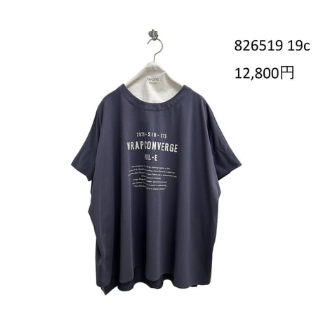 826519 ポンチョ型ロゴTシャツ