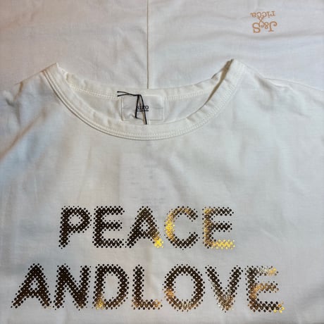 Peace and Love and Music Tシャツ