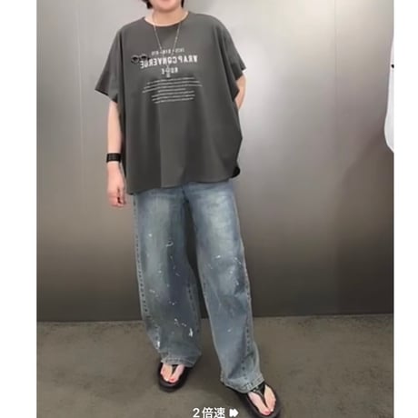 826519 ポンチョ型ロゴTシャツ
