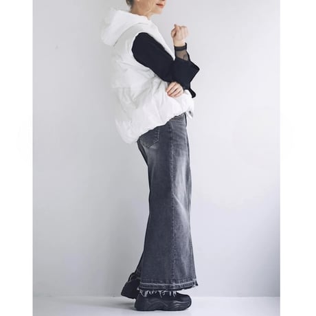 デニムフリンジタイトスカート　Sサイズのみ