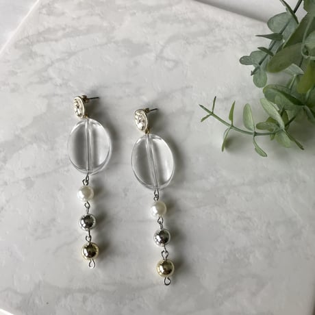 クリアカボション&メタルボールピアス