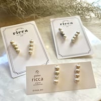 4連パールピアス(イヤリング)