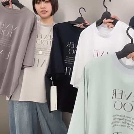 826519 ポンチョ型ロゴTシャツ