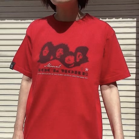 MOUNT ROCKMORE Tシャツ by J&S