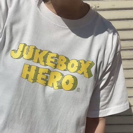 Jukebox Hero Tシャツ by J&S