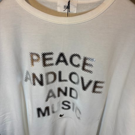 Peace and Love and Music Tシャツ