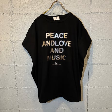 Peace and Love and Music Tシャツ