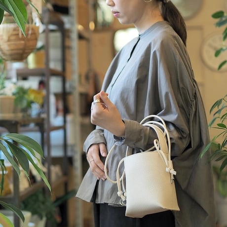 2WAYショルダーバッグ　シュリンク