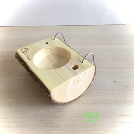とりさんのいちょうでできた小さいごはん入れ 　38