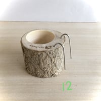とりさんのいちょうでできた小さいごはん入れ 　12