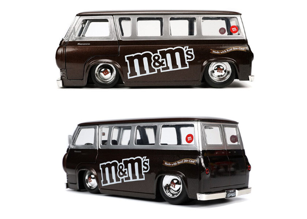JADATOYS 1/24 M&M'S 1965 FORD ECONOLINE【エムアンドエム