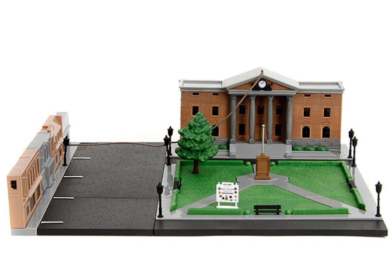 バックトゥザフューチャー ジオラマ NANO SCENE BTTF HILLVALLEY CO