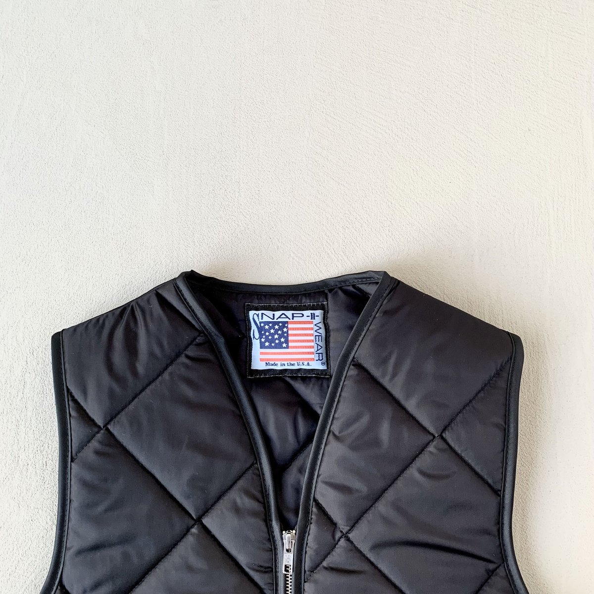 SNAP'N'WEAR QUILTED NYLON VEST 〜 | SUNQGO